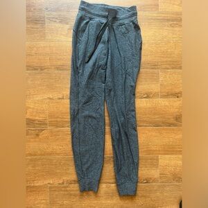 lululemon ready to rulu joggers